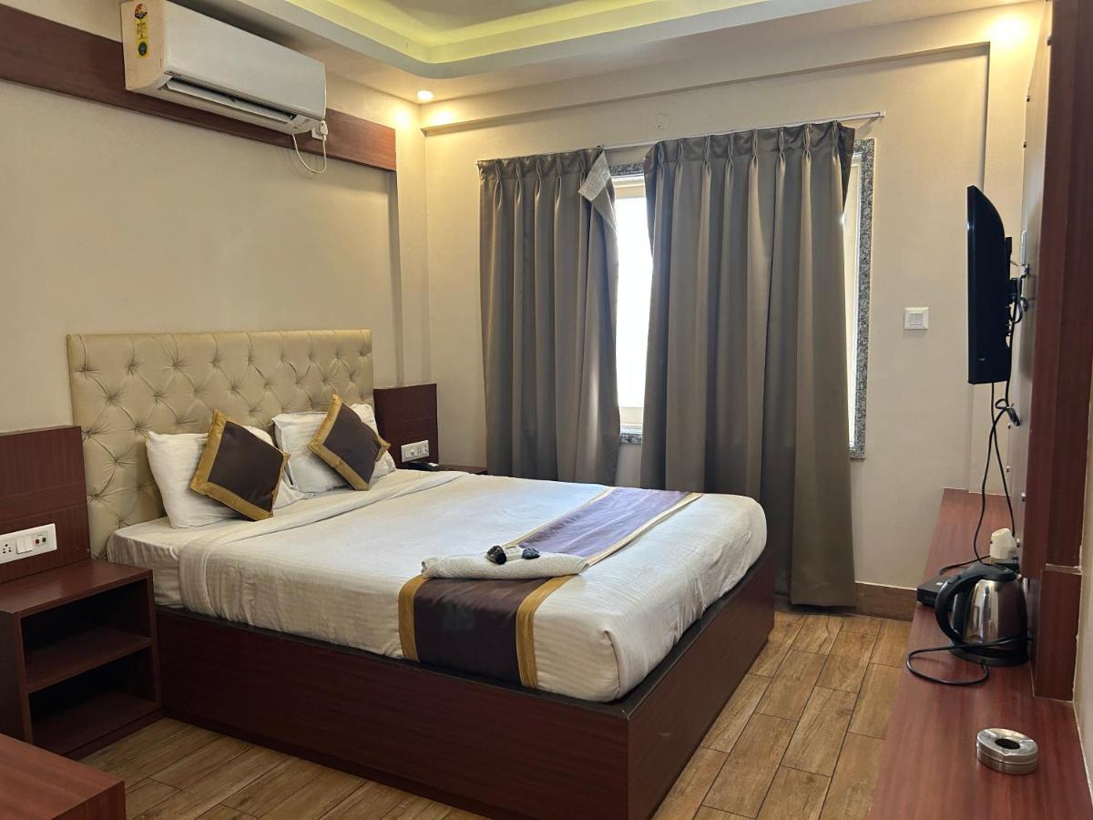 The Aster Enclave Hotel Kolkata Eksteriør bilde